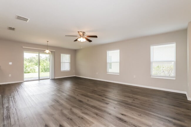 Photo - 10716 Southern Forest Dr
