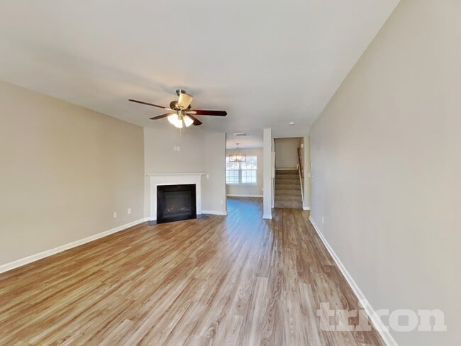 Photo - 1908 Northrop Dr