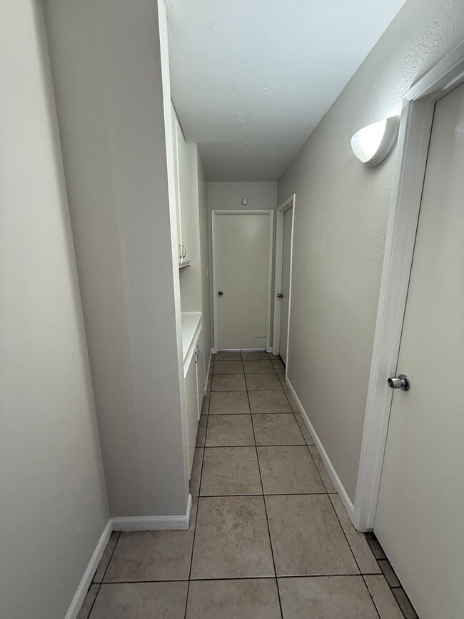 Photo - Spacious 2-Bedroom, 1-Bathroom Home in Sou...