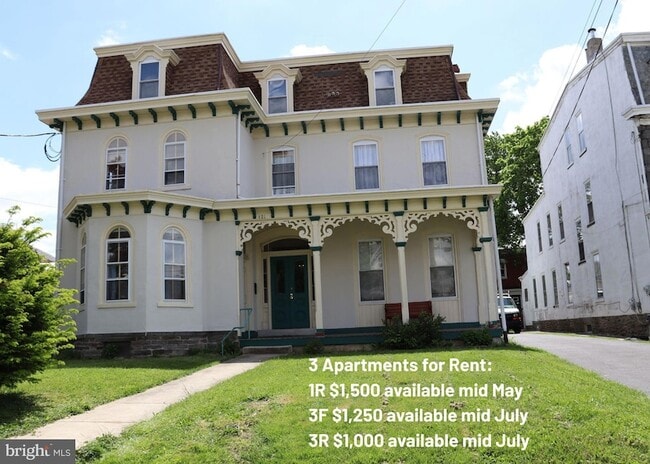 Photo - 421 Lyceum Ave House