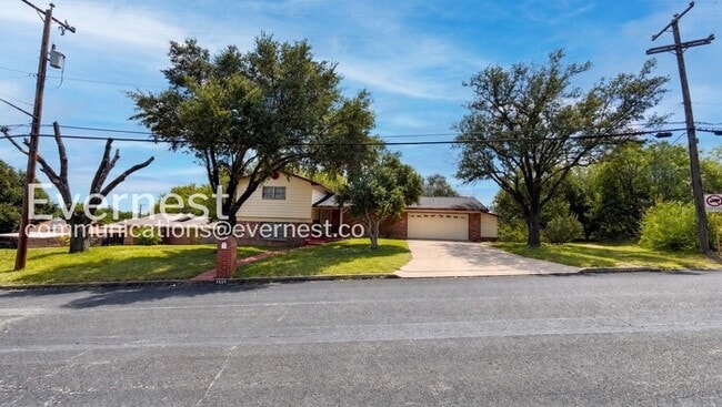 3626 Sunshine Ranch Rd