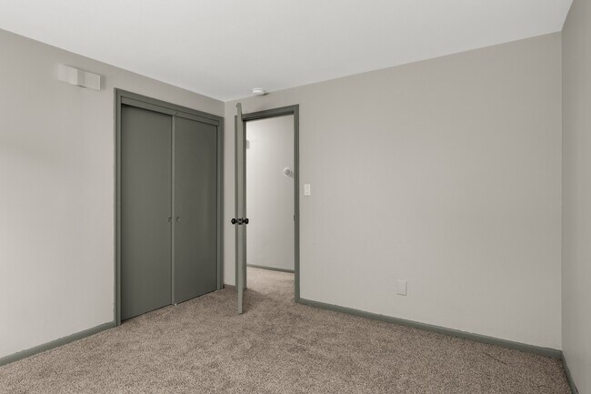 Primer dormitorio - 1284 Snelling Ave N Unidad 1282