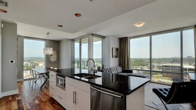 Building Photo - 300 Bowie St Unit 1707 Rental