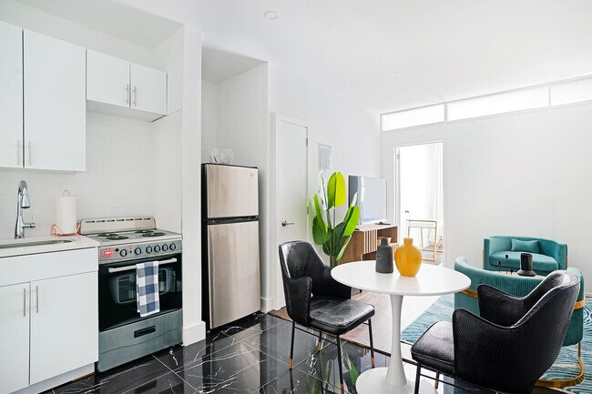 Photo - 444 W 48th St Unit ID1022009P