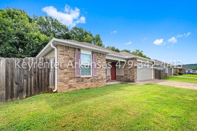 Photo - Beautiful 4-Bedroom Home in Fayetteville – Ideal for Comfortable Living!