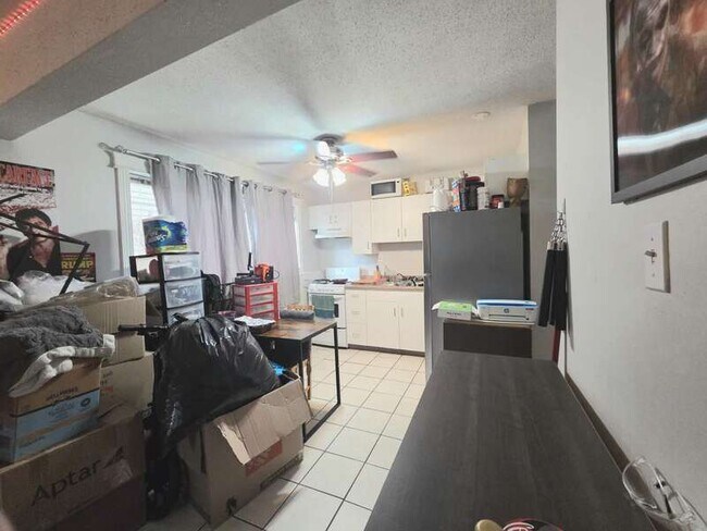 Photo - 10629-10110 110 St NW Unit 104