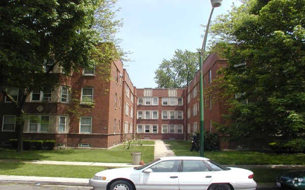 10627-33 S. Hale Ave - 10627-33 S. Hale Ave Apartments