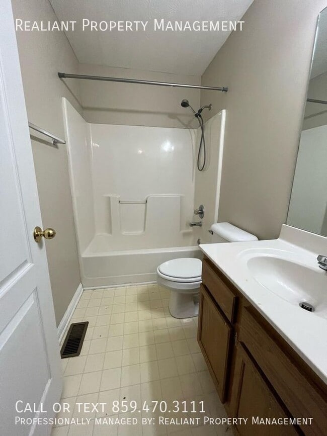 Photo - 223 John Sutherland Dr