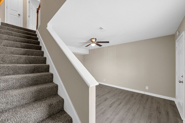 Photo - 261 Winters Ct