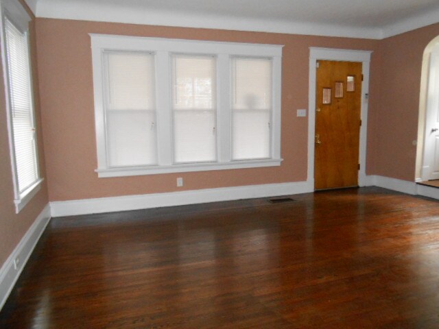 Photo - 3621 Willys Pkwy