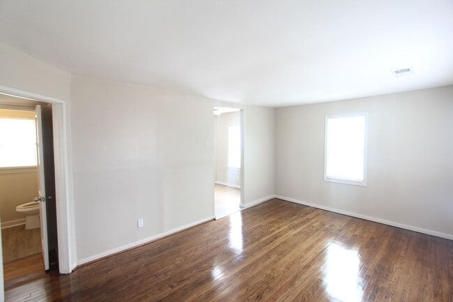 Photo - New On The Market! Fresh New Updates!! Bet...