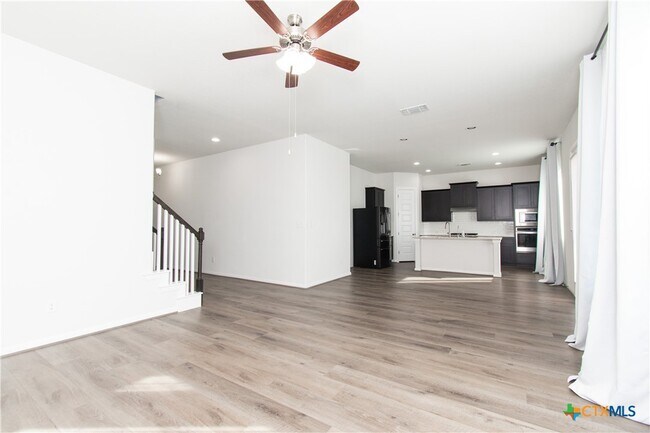 Photo - 6808 Verona Pl