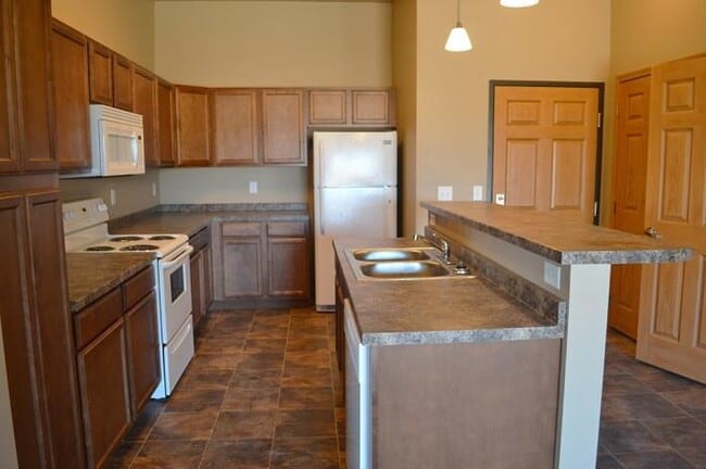 Photo - Stanley Apartments