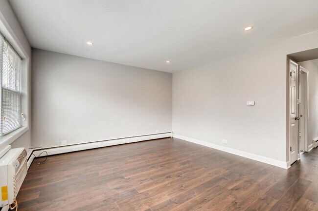 Photo - Hawthorne Apartments