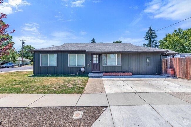 Building Photo - 903 Winchester Ave Rental