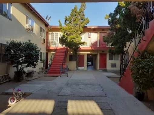 Photo - Charming, One Bedroom Apartment in Panorama City Unit I
