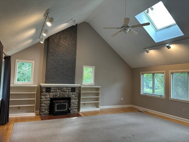 Photo - 135 Oregon Rd Casa