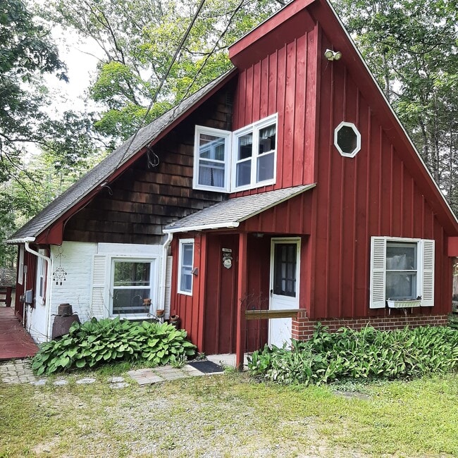 Building Photo - 126 Wales Rd Rental
