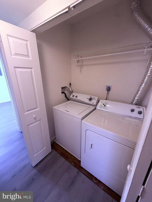 Photo - 520 Baltic Ave Unit B