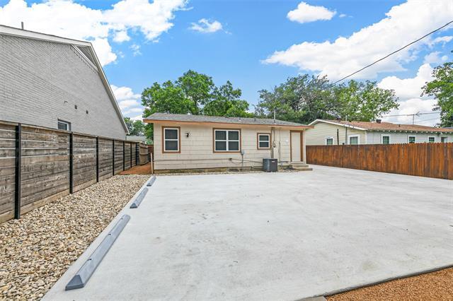 Photo - 2717 Townsend Dr