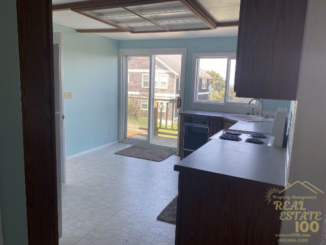 Photo - 926 SW 6th St