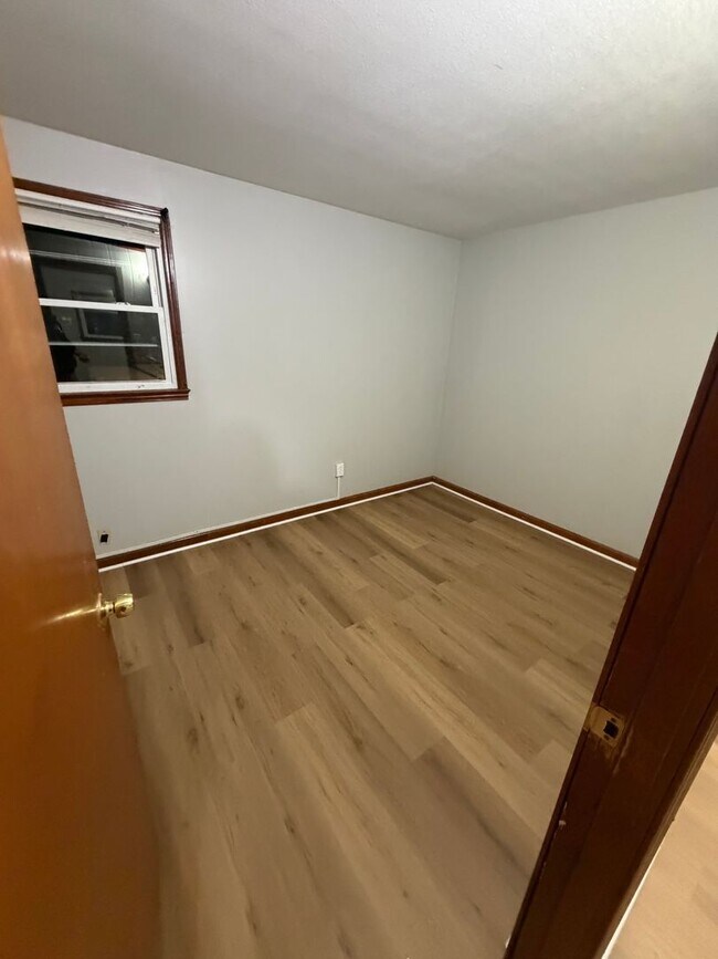 Photo - 58 Marconi Ave Unit 3