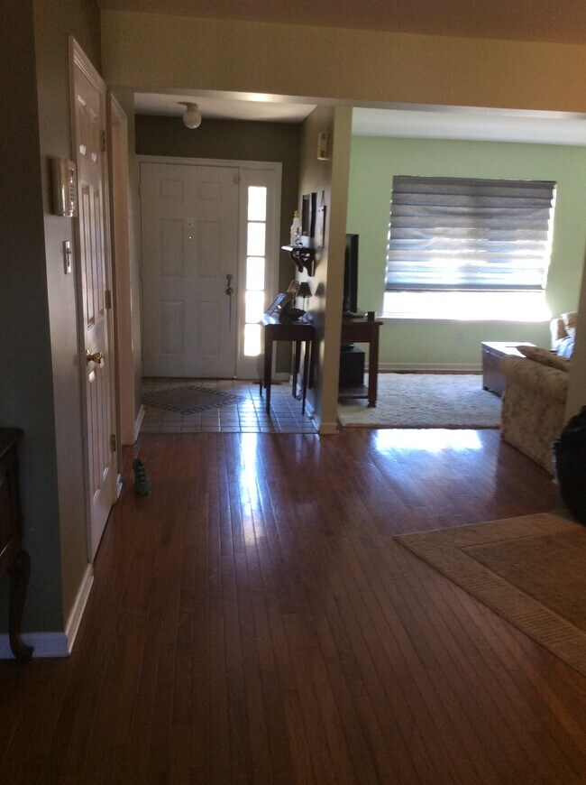 Photo - 341 Cedar Waxwing Dr
