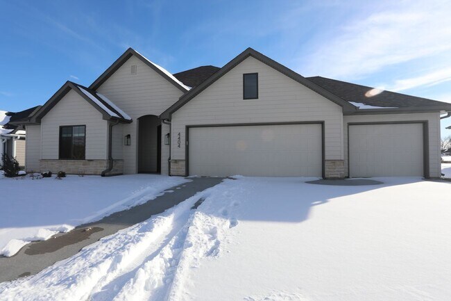 Photo - 4404 Kingston Heath Dr