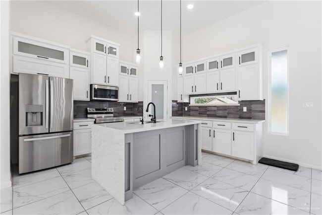 Photo - 22 N Chula Vista St