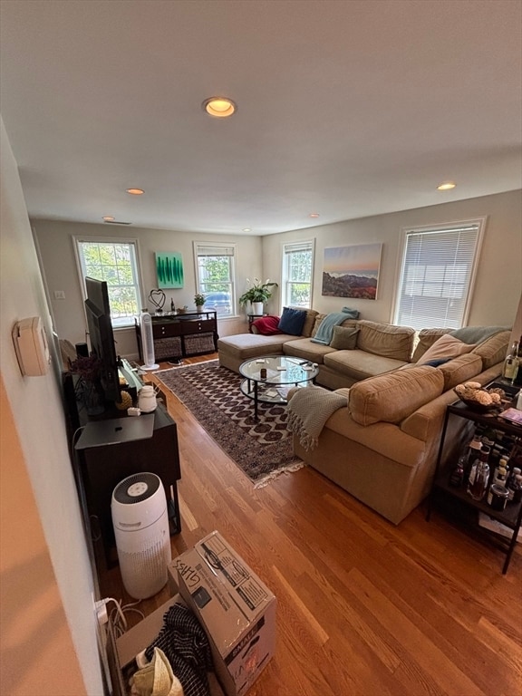 Photo - 453 Windsor St