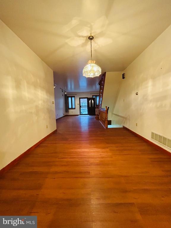 Photo - 1507 W Shunk St