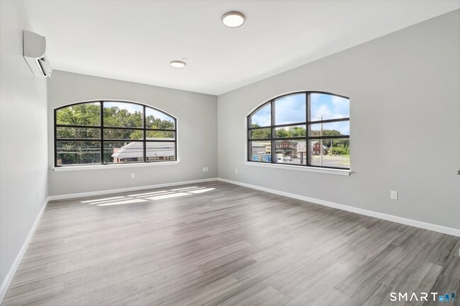 Photo - 10 Steele Blvd Unit 201
