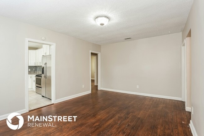 Photo - 2157 Sheridan St