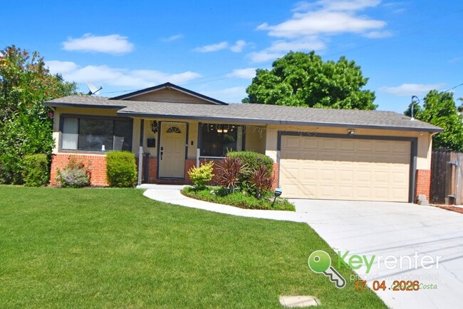 Building Photo - Renovated 4 Bedroom Home with Gourmet Kitchen & Lush Backyard in Concord