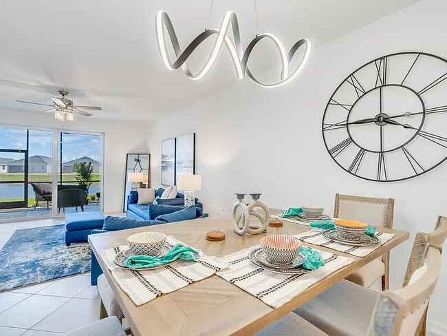 Photo - 14234 HERITAGE LANDING Blvd Unit 1011