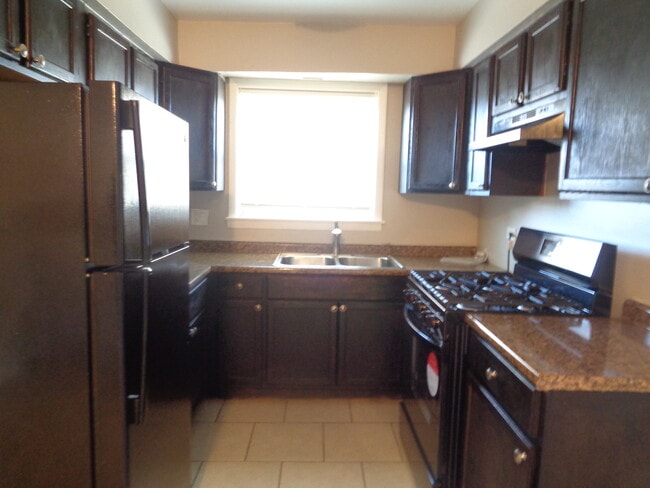 Photo - 8149 83rd Pl Unit 2