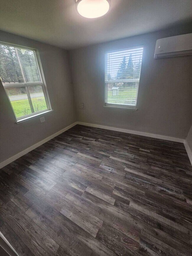 Photo - Cozy Studio in the Foothills – Utilities Included!