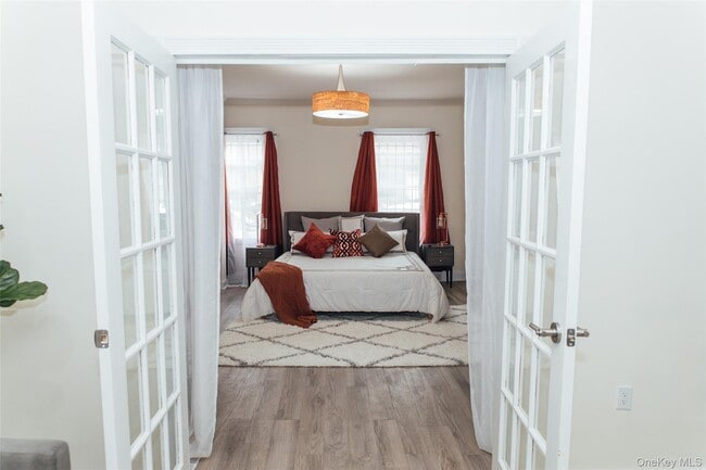 Photo - 27 Vanderbilt Ave Unit 1st Fl