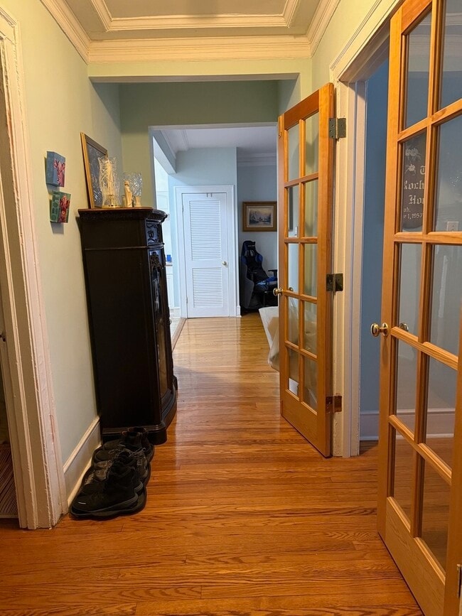 Photo - 1130 W Pratt Blvd Unit 1N