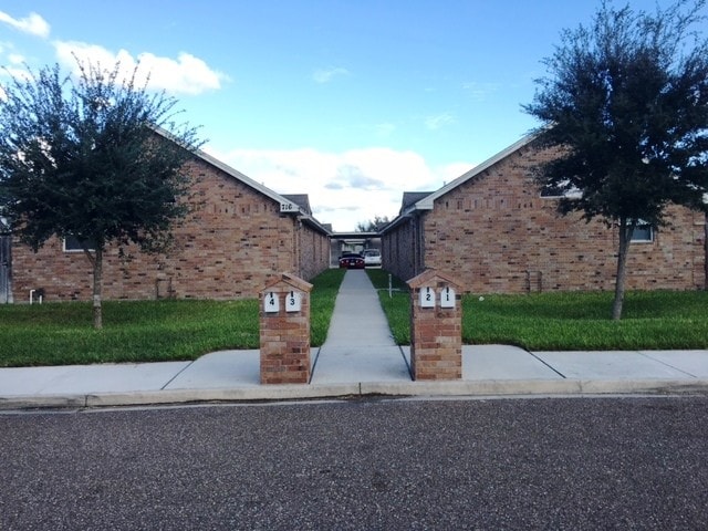 Photo - 716 DFW Dr Unit 2