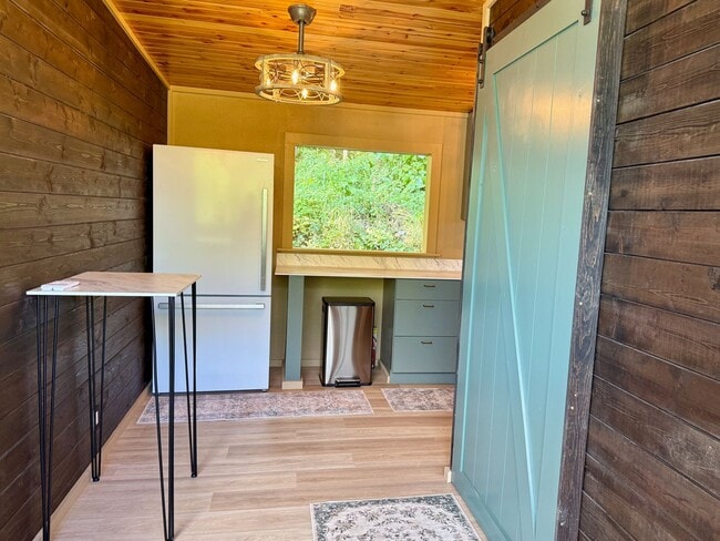 Photo - 1 Bedroom Cozy Cabin