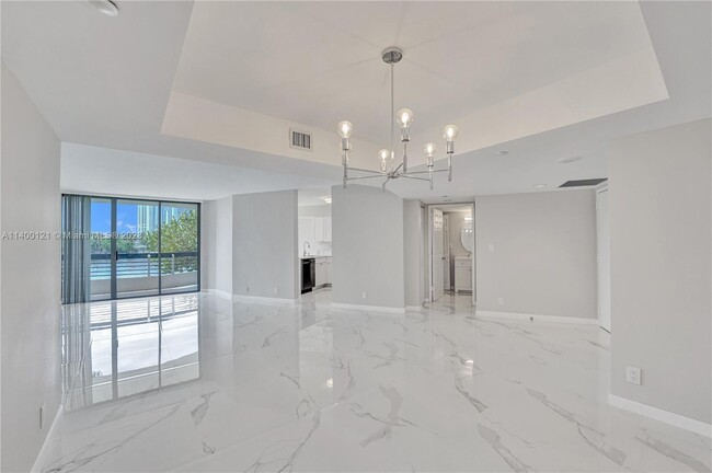 Photo - 19195 Mystic Pointe Dr Condo