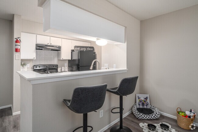 1BR, 1BA - 732SF - Breakfast Bar
