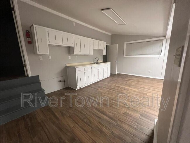 Photo - 750 Patterson St