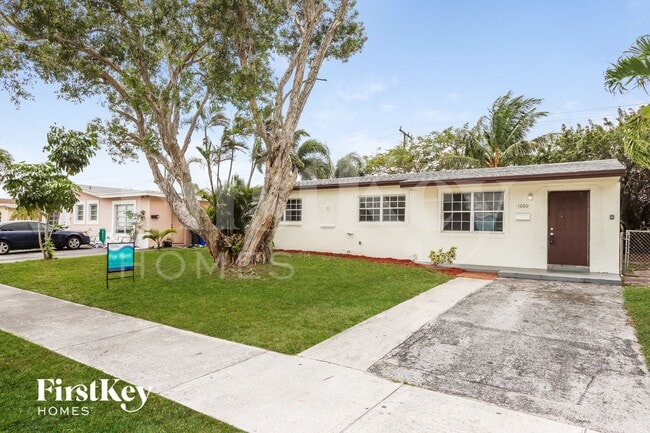 Photo - 1000 N 71st Ave