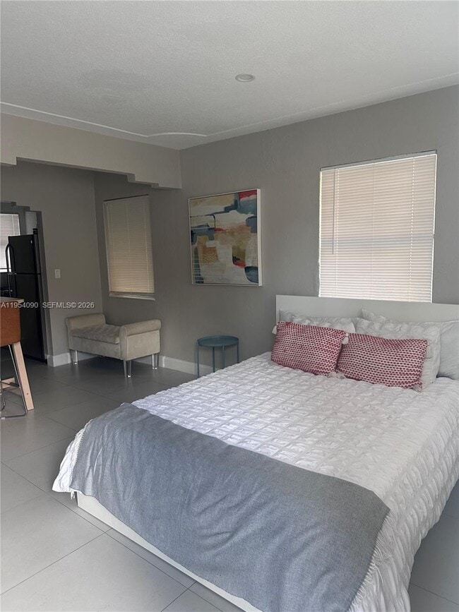 Photo - 1265 SW 6th St Unit 14