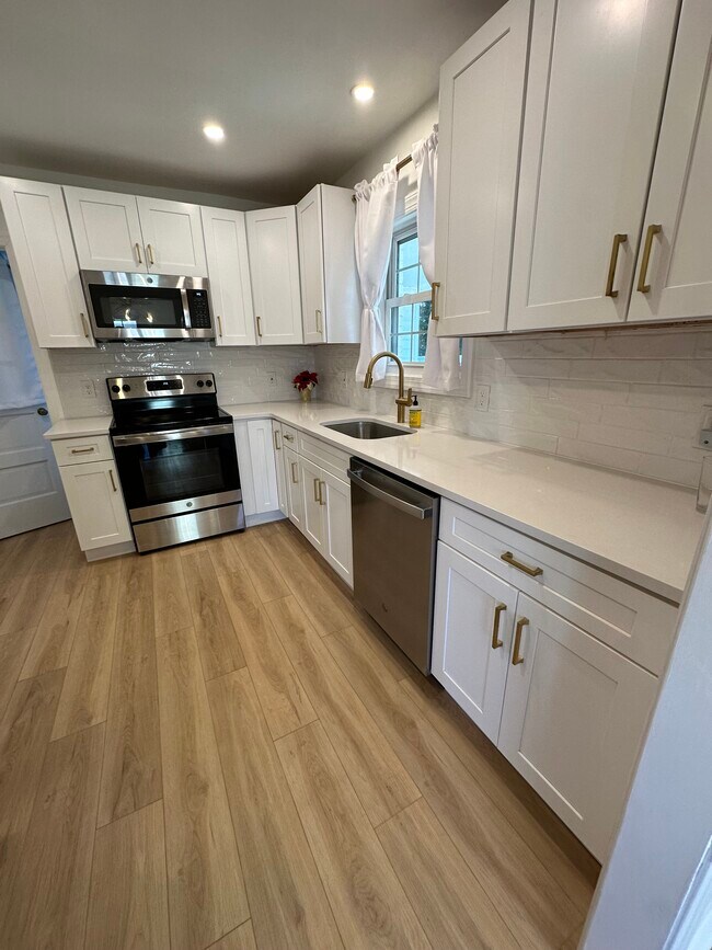 Photo - 108 Homewood Rd