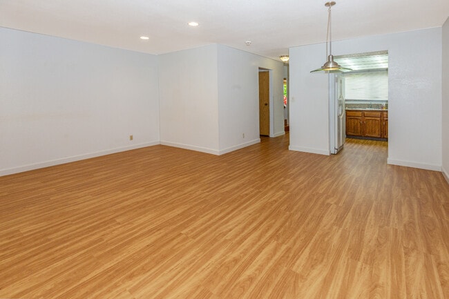 Photo - 98-1796-1796 Ka?ahumanu St