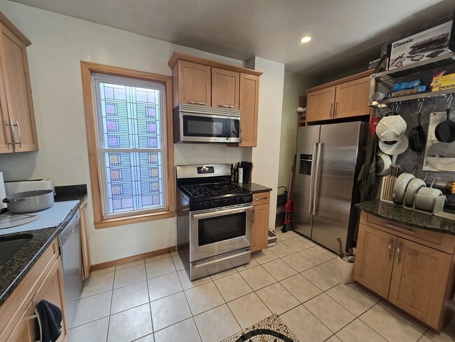 Photo - 28 Bardwell St Unit 1