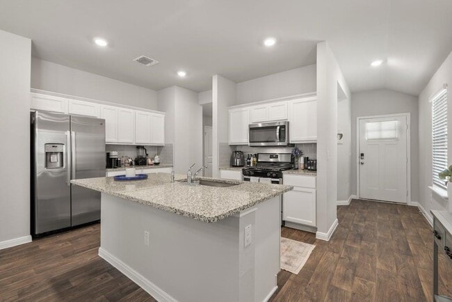 Photo - 14013 Heywood Dr